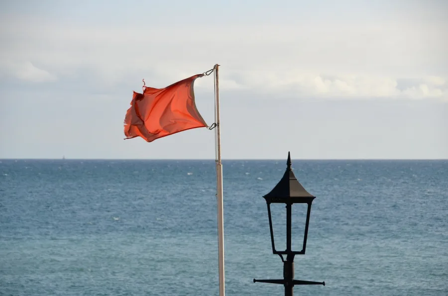 5 Hidden Red Flags to Spot When Touring a Home in San Diego