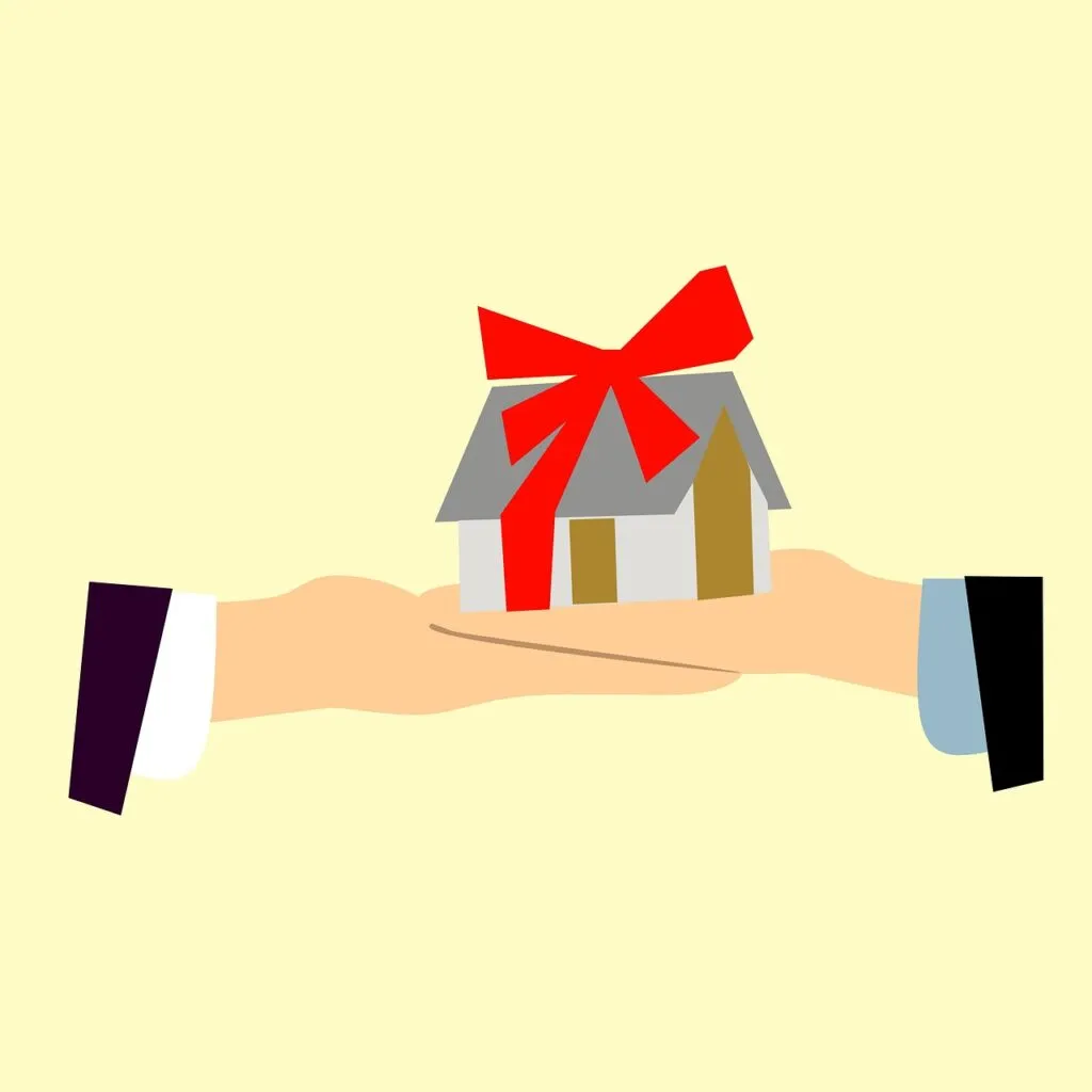 Title: Tips for Buying and Selling a Home Simultaneously – A Comprehensive Guide